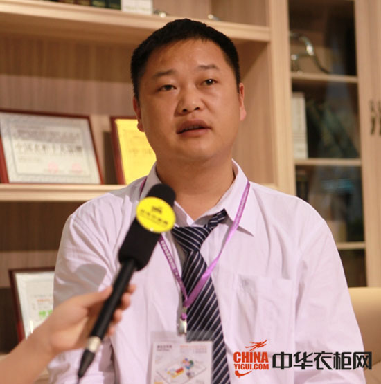 美洛士衣柜研发中心总监刘助清