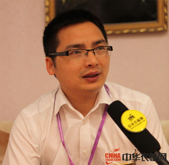 芙蓝衣柜总经理黄光雄